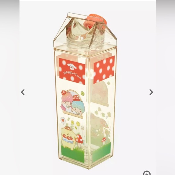 Hello Kitty and Friends Mushroom Milk Cartoon Water Bottle NWT - Picture 7 of 9